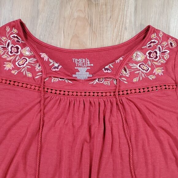 🧚♂️Cinnamon Embroidered Boho Bell Sleeve Top Size 12 - Picture 3 of 7